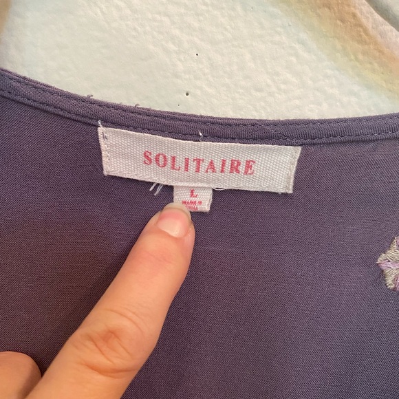 EUC Embroidered Tunic L - Picture 9 of 9